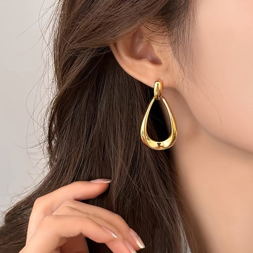 Earrings Gold — Modern Drop